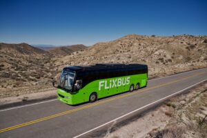 FlixBus_Desert_Mountains