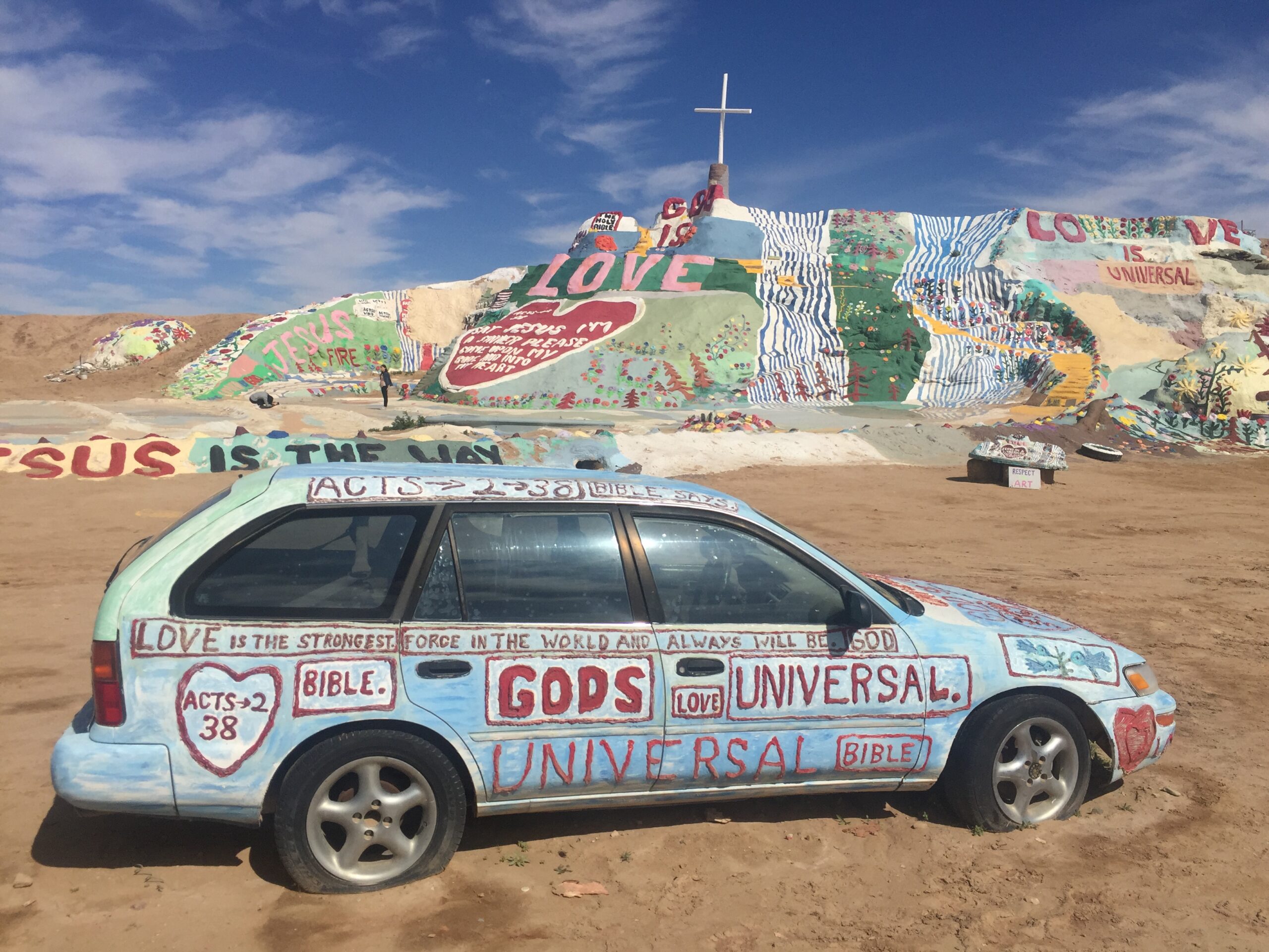 Salvation-Mountain_5619