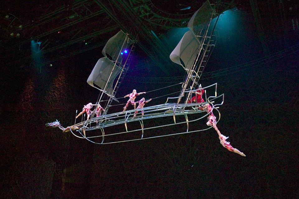 O by Cirque du Soleil シルクドソレイユ ”O” – ラスベガス