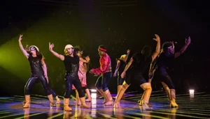 シルクドソレイユ　ラブ