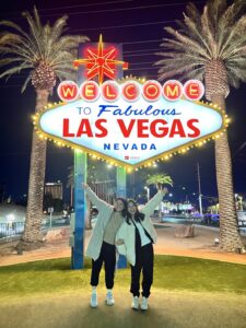 Welcom-to-Fabulous-Las-Vegas_155220_group_1