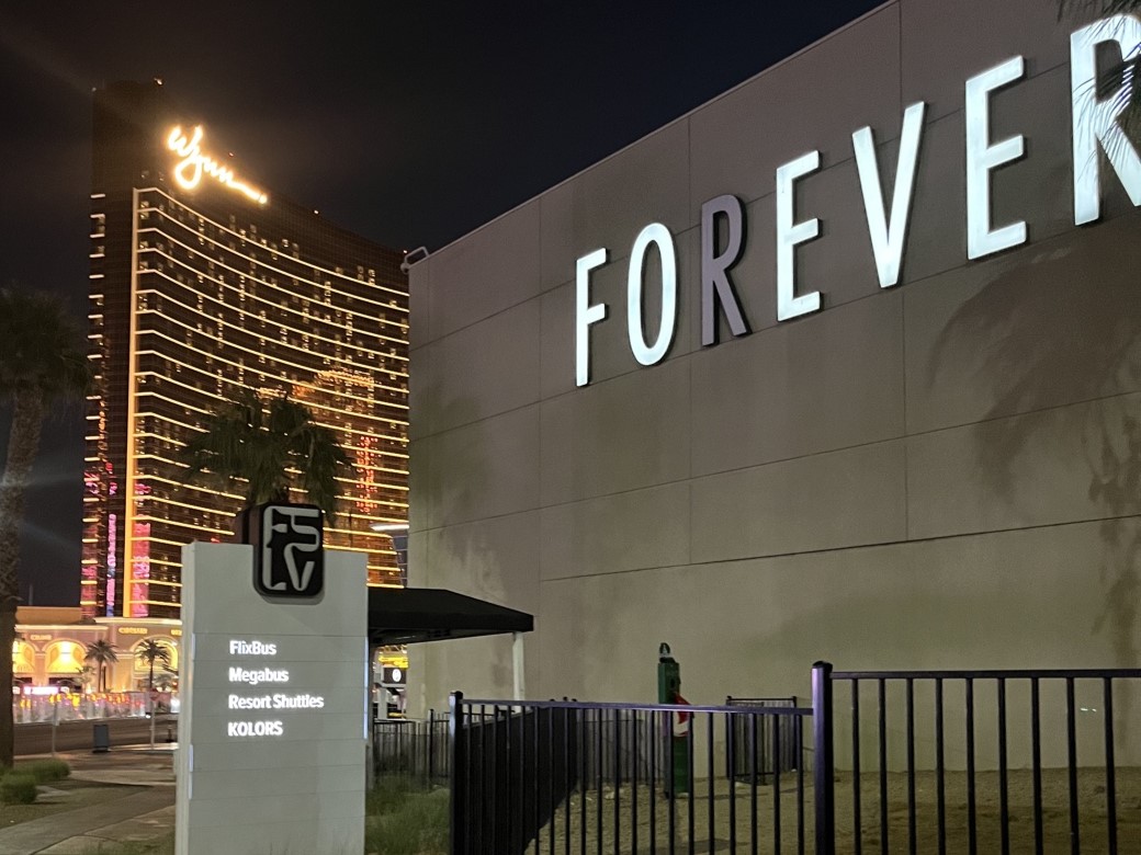 FlixBus_Bus_Stop_4_3